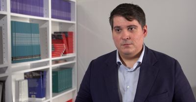 E-papierosy i aromatyzowane saszetki nikotynowe mogą zniknąć z rynku. Ministerstwo Zdrowia chce całkowitego zakazu ich sprzedaży